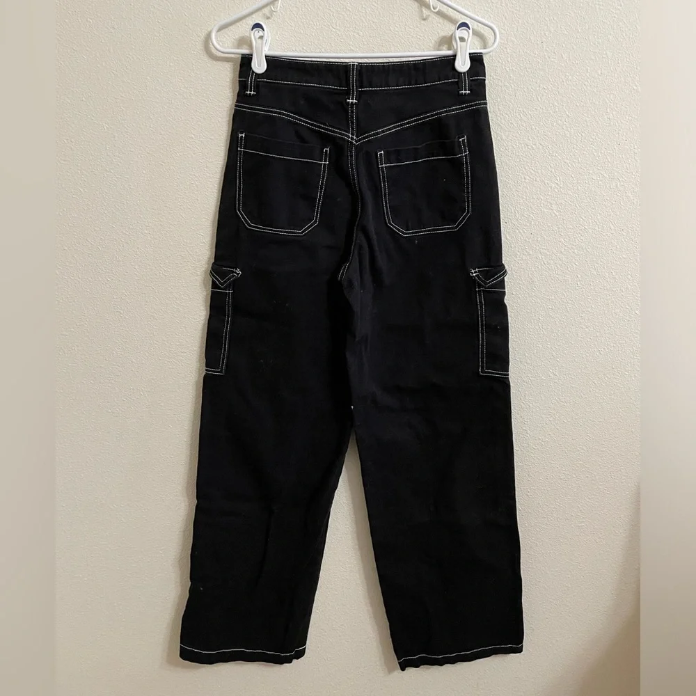 H&M - Picture 2 of 2